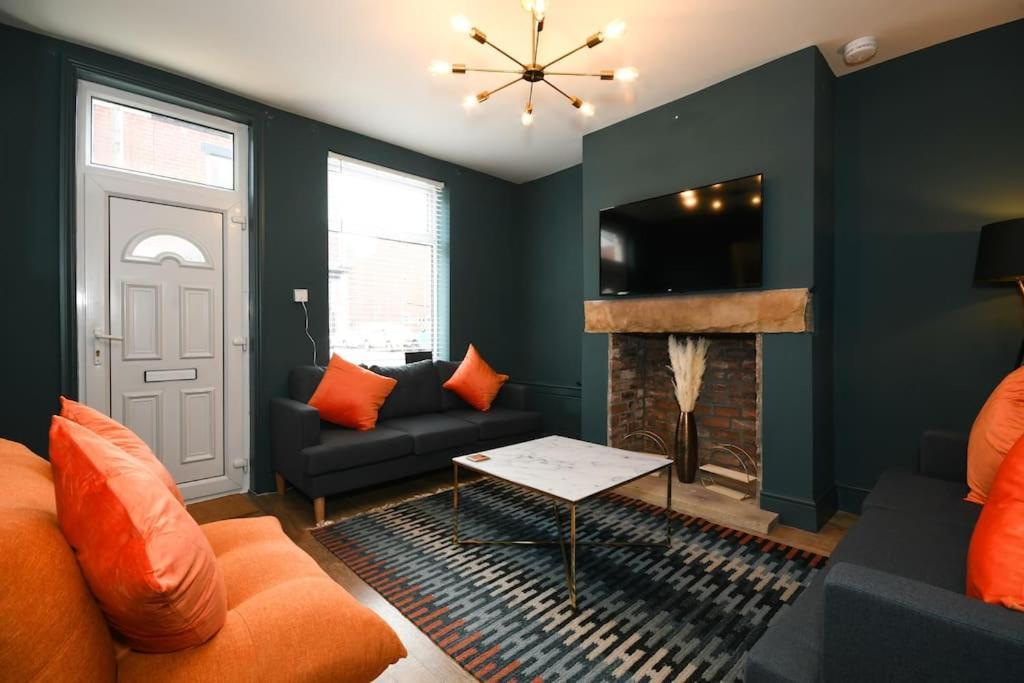 Cottage Style 3 Bedroom House - Close To City Centre & The Peaks Chesterfield Exterior foto